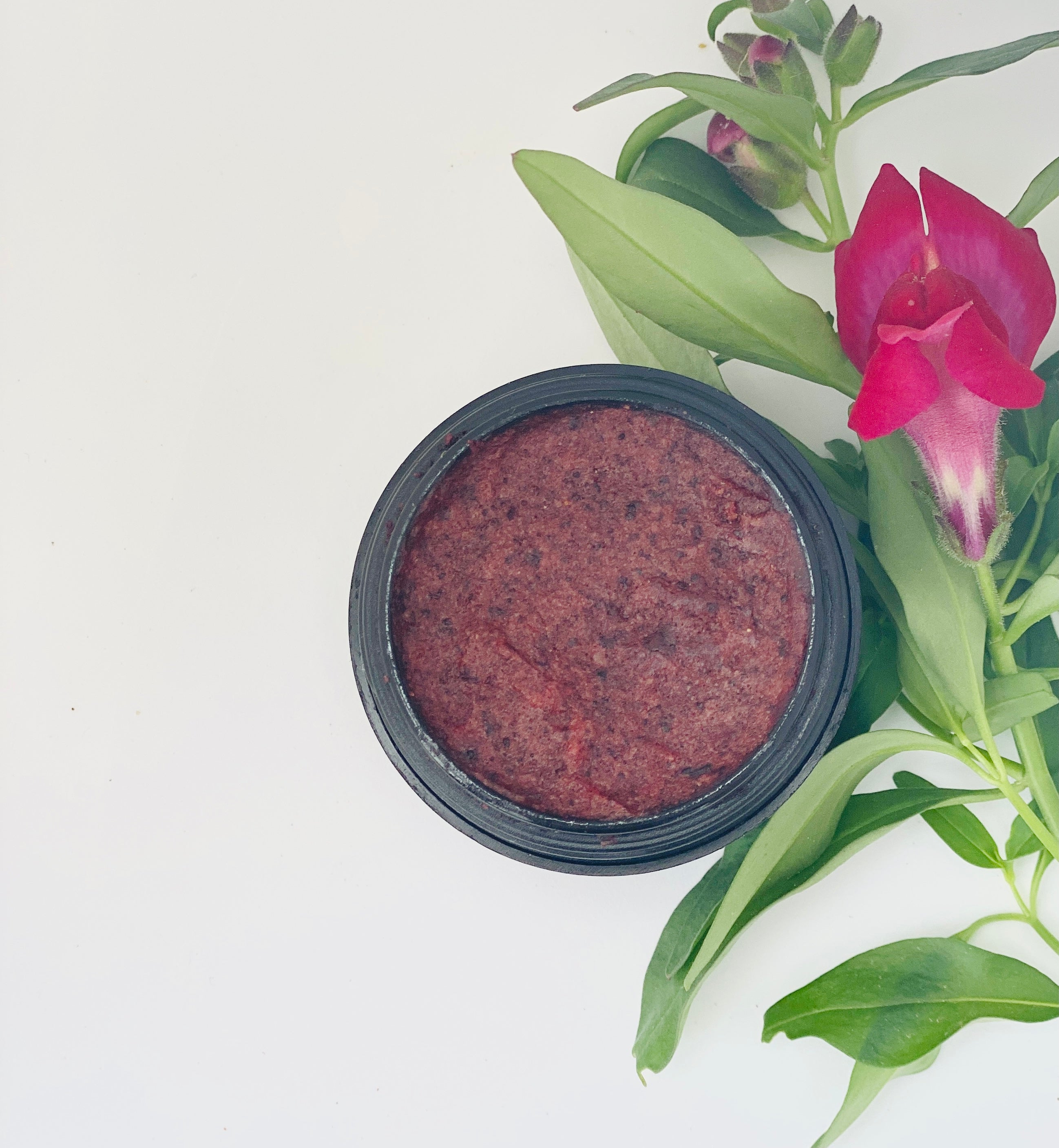 Aloe-Hibiscus face scrub