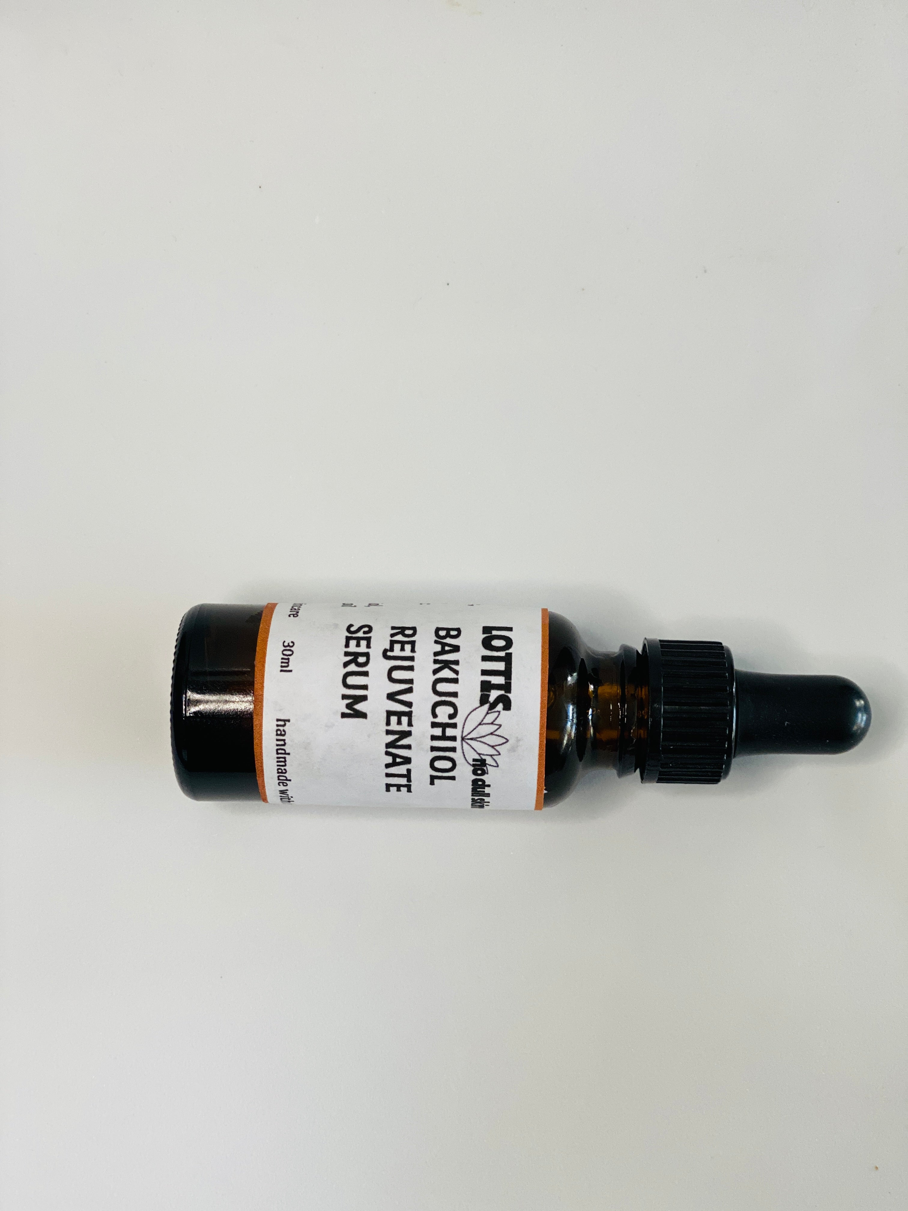 Bakuchiol face serum